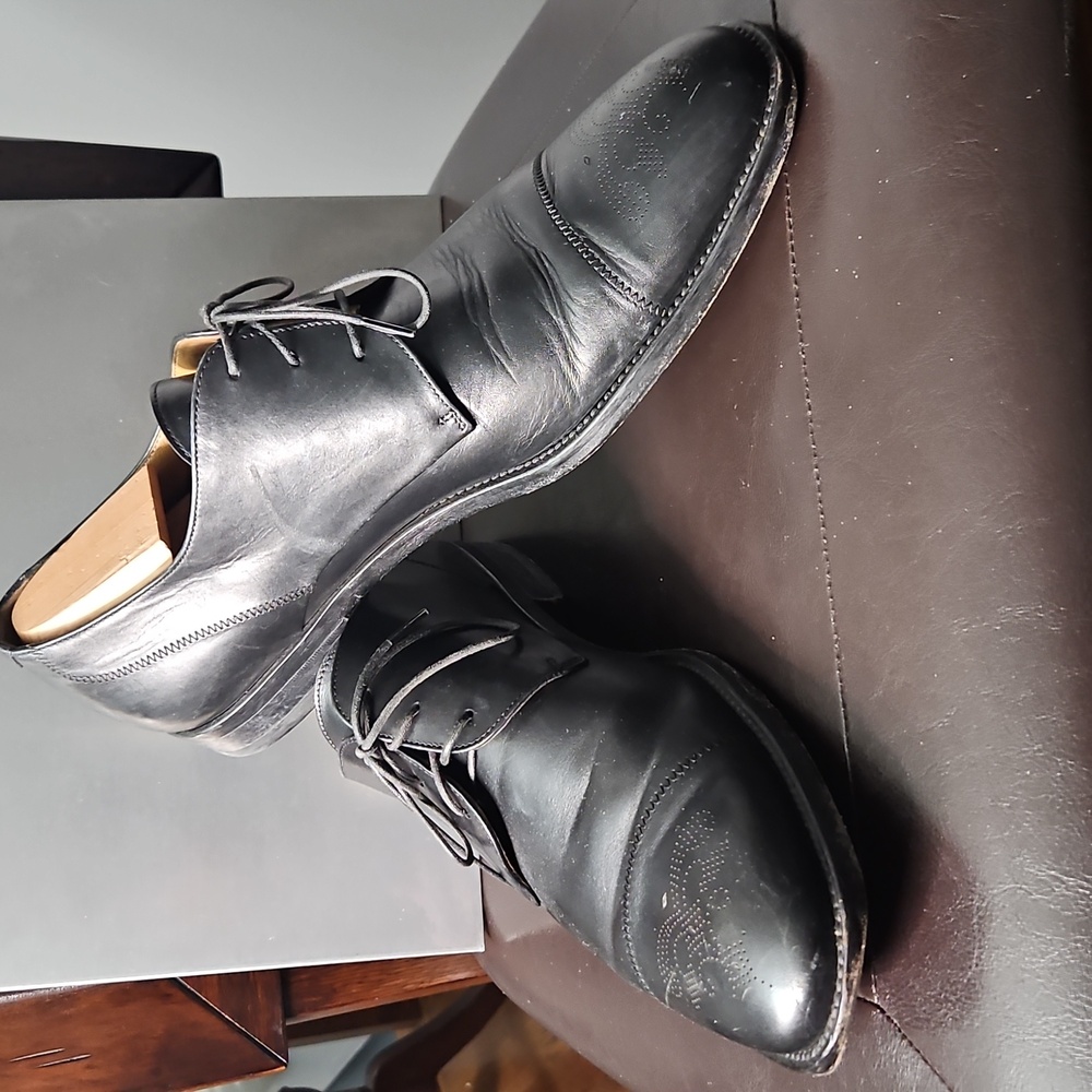 Hugo Boss Black Leather Oxfords, Size 9